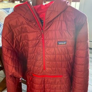 Patagonia pullover jacket